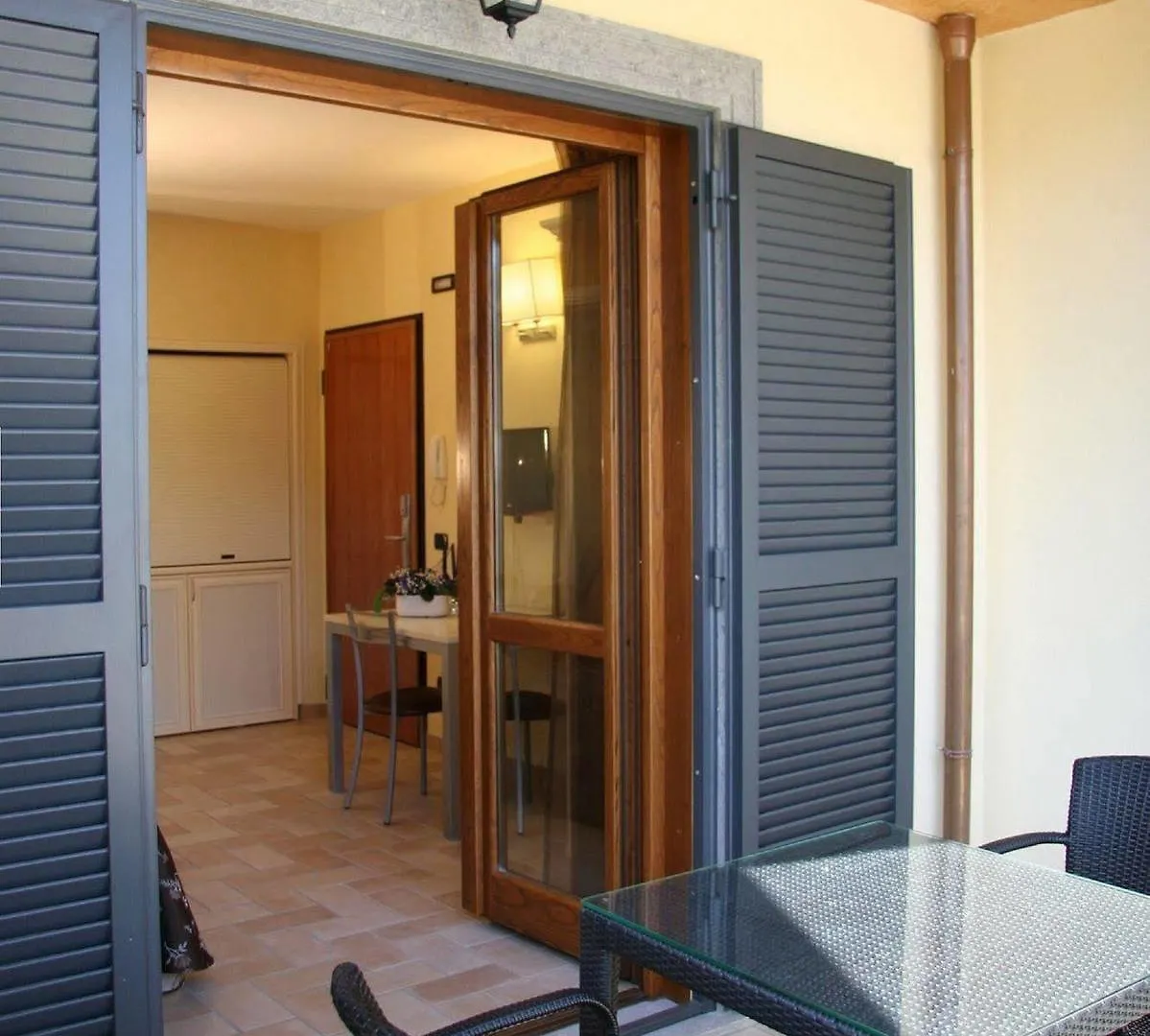 Aparthotel Borgo Castel Savelli Grottaferrata